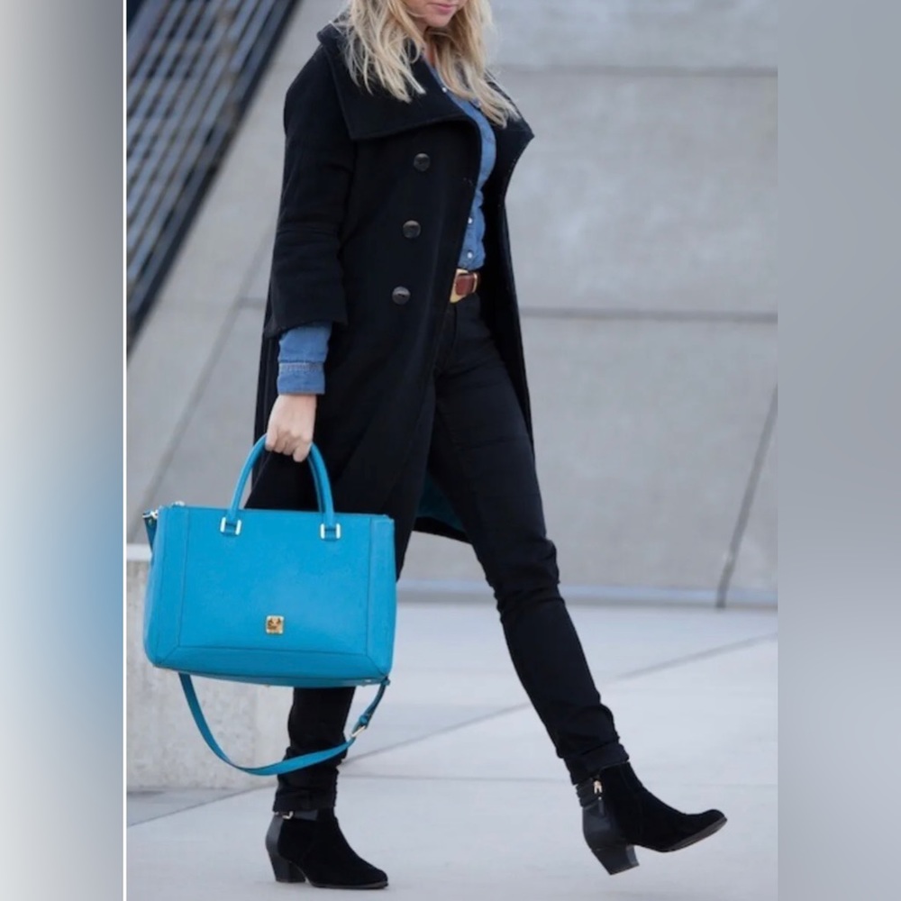 MCM Nuovo Leather blue Tote Bag